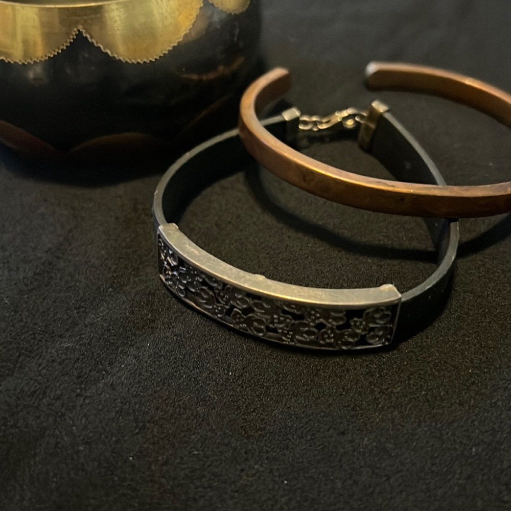 Assortment of Bracelets (4)